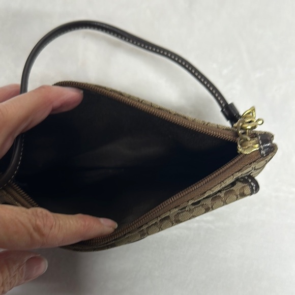 Coach Brown and Tan Geometric Clutch Wristlet - Picture 9 of 11